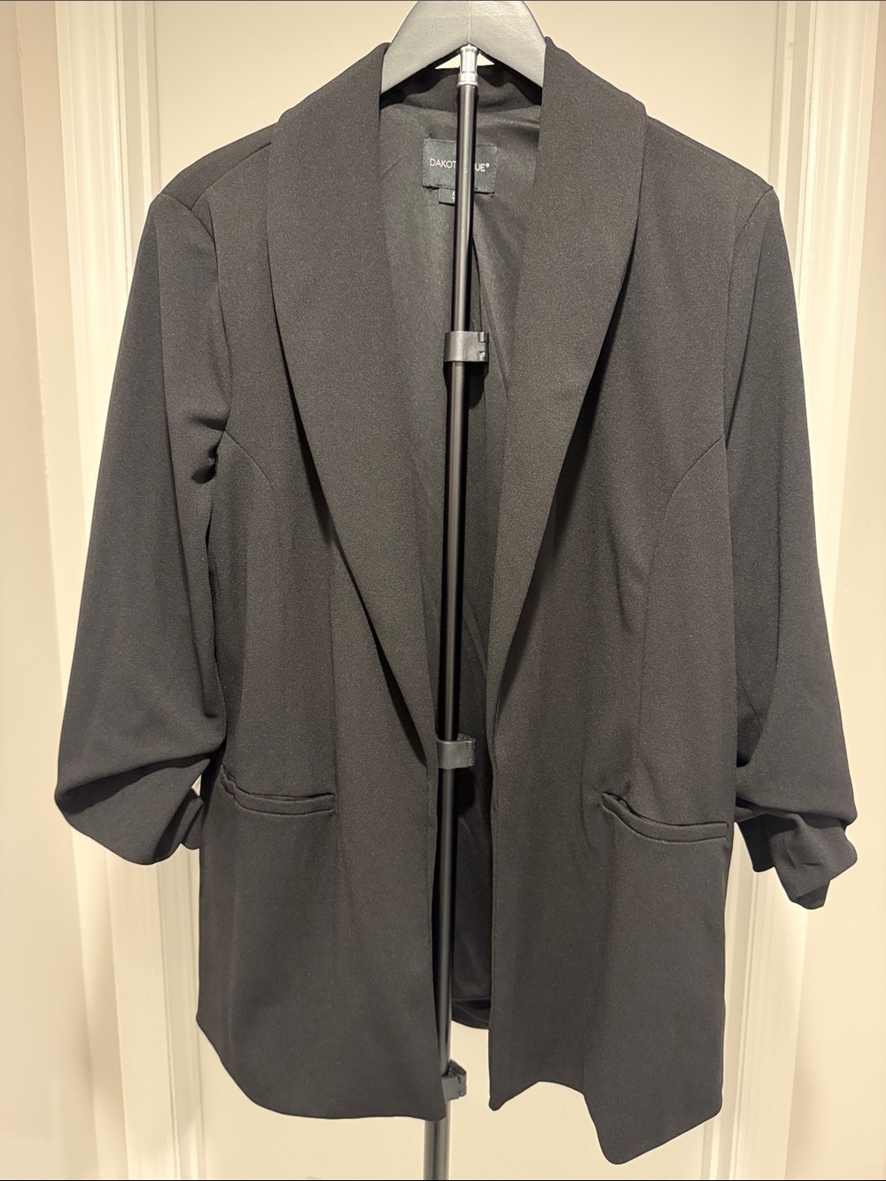 Dakota Blue Black Open-Front Shawl Lapel Blazer